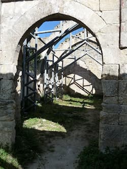Interior de la ermita de San Ambrosio